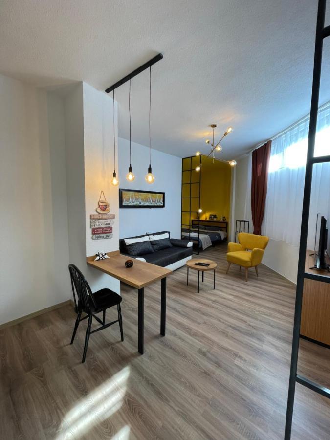 Ora-Prn, Studio Apartment In The City Centre Prisztina Zewnętrze zdjęcie